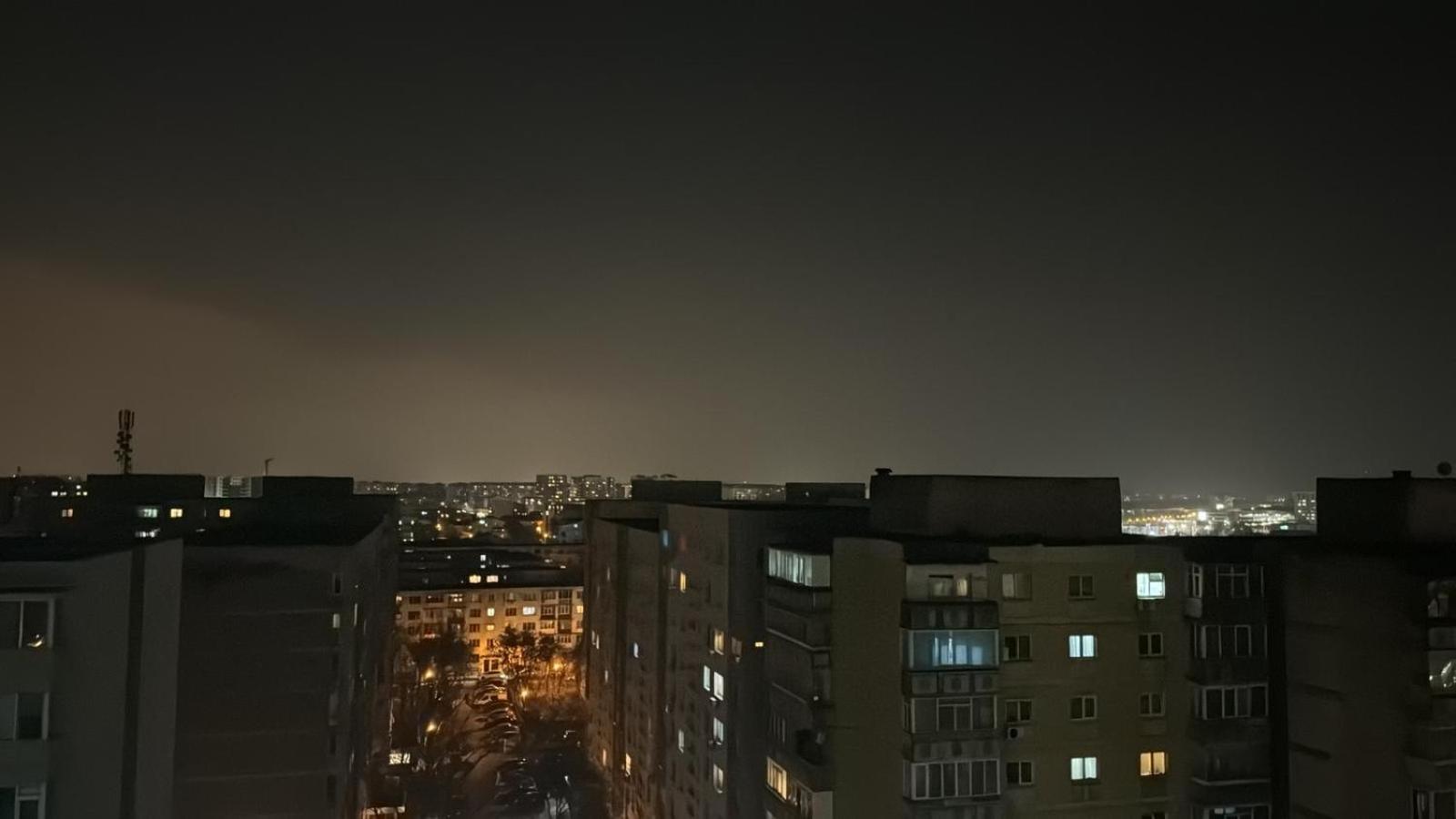 The Moon View Daire Bükreş Dış mekan fotoğraf